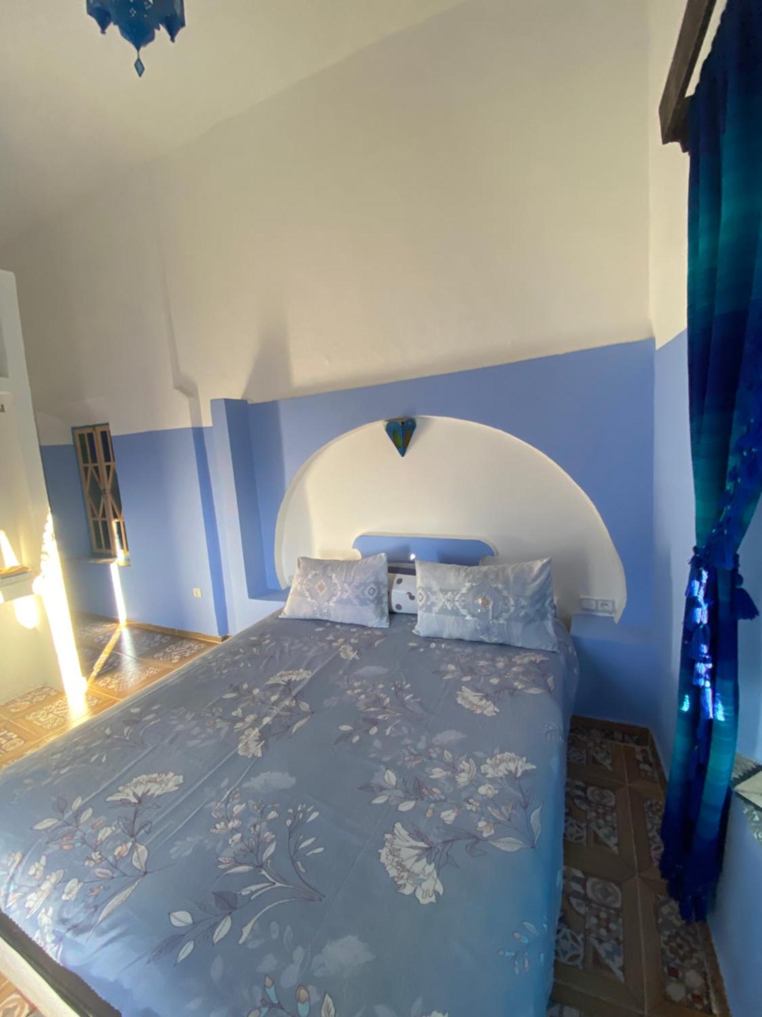 Hotel Ahrazem Szafszawan Zewnętrze zdjęcie