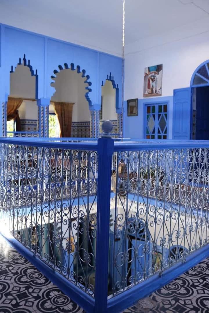 Hotel Ahrazem Szafszawan Zewnętrze zdjęcie